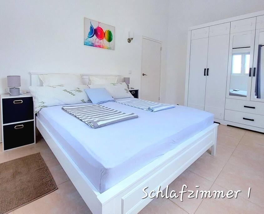 Casa Antonia Villapark Fontein Mit Salzwasserpool Bagian luar foto