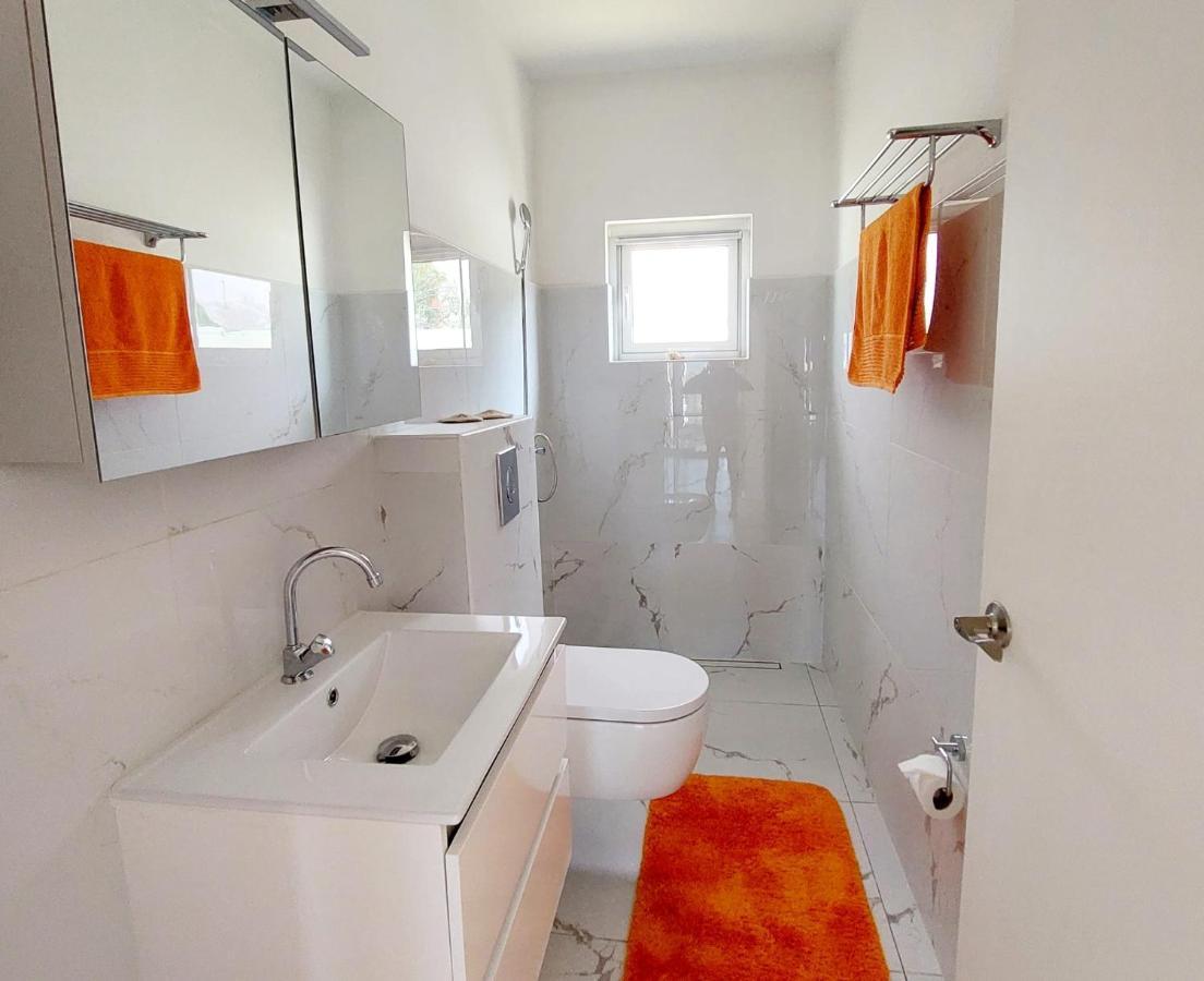 Casa Antonia Villapark Fontein Mit Salzwasserpool Bagian luar foto